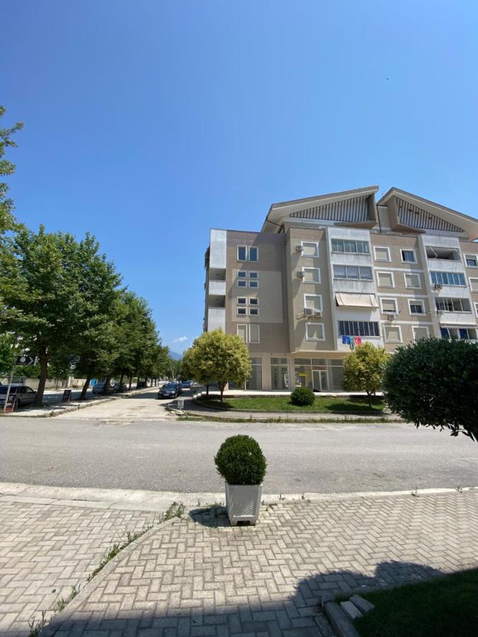 Chloe Apartament Berat Exterior photo